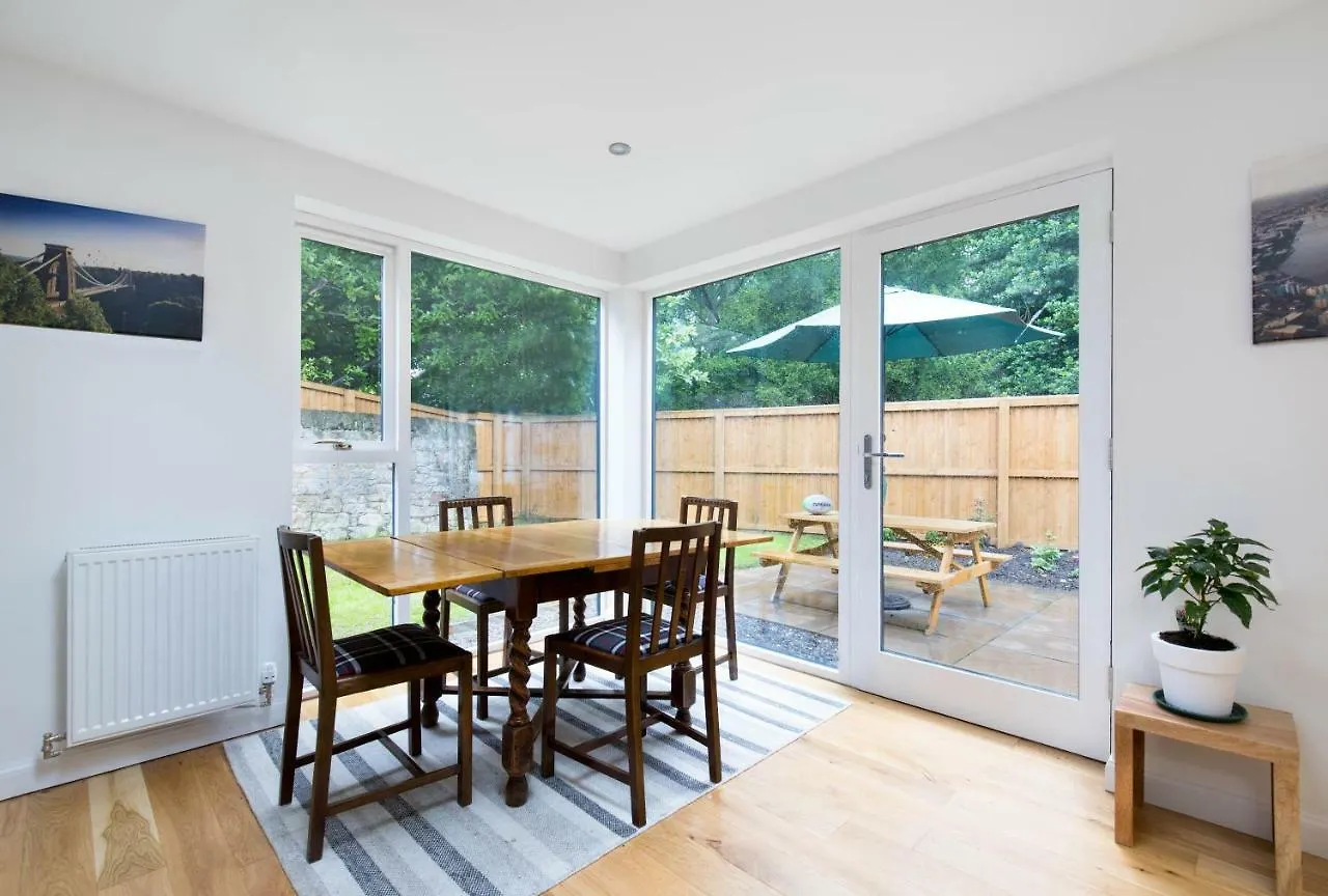 Orman Evi Trinity Lodge, House With The Private Garden In Edinburgh